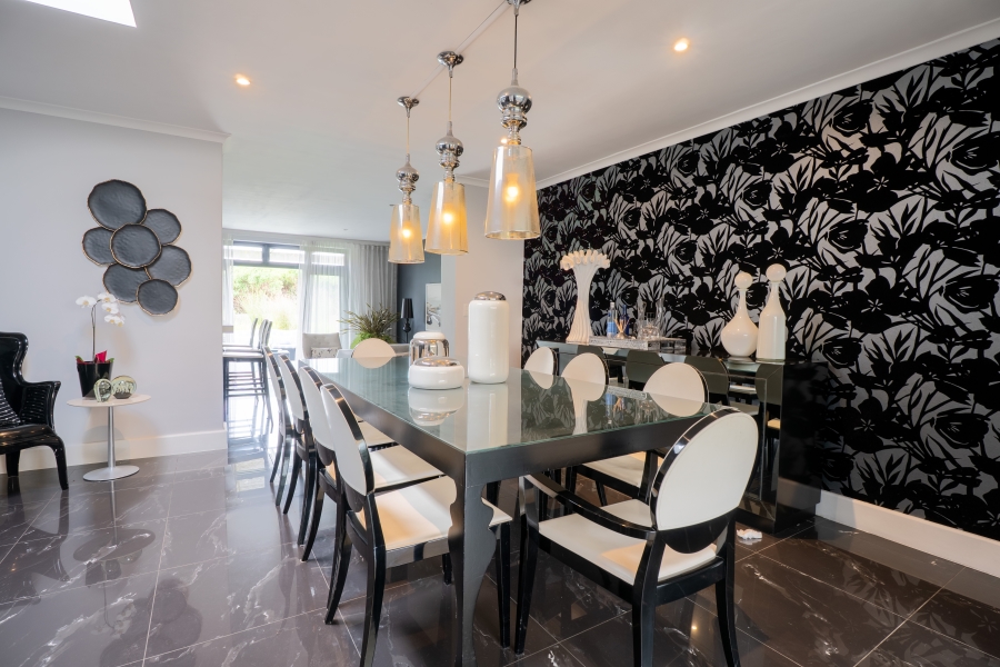 3 Bedroom Property for Sale in Lake Michelle Western Cape